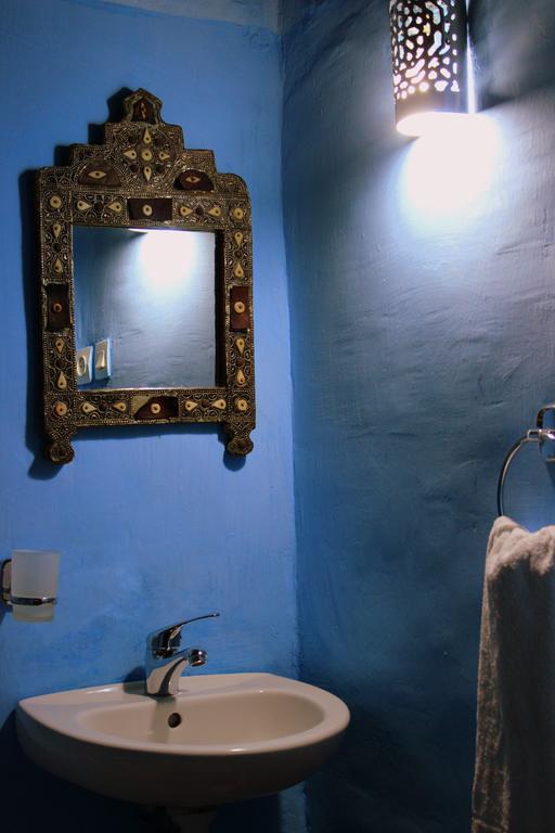 Hotel Riad Dalia Tétouan Стая снимка