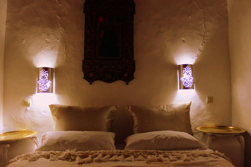 Hotel Riad Dalia Tétouan Стая снимка