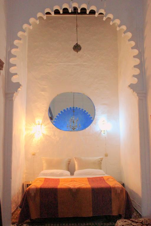 Hotel Riad Dalia Tétouan Стая снимка